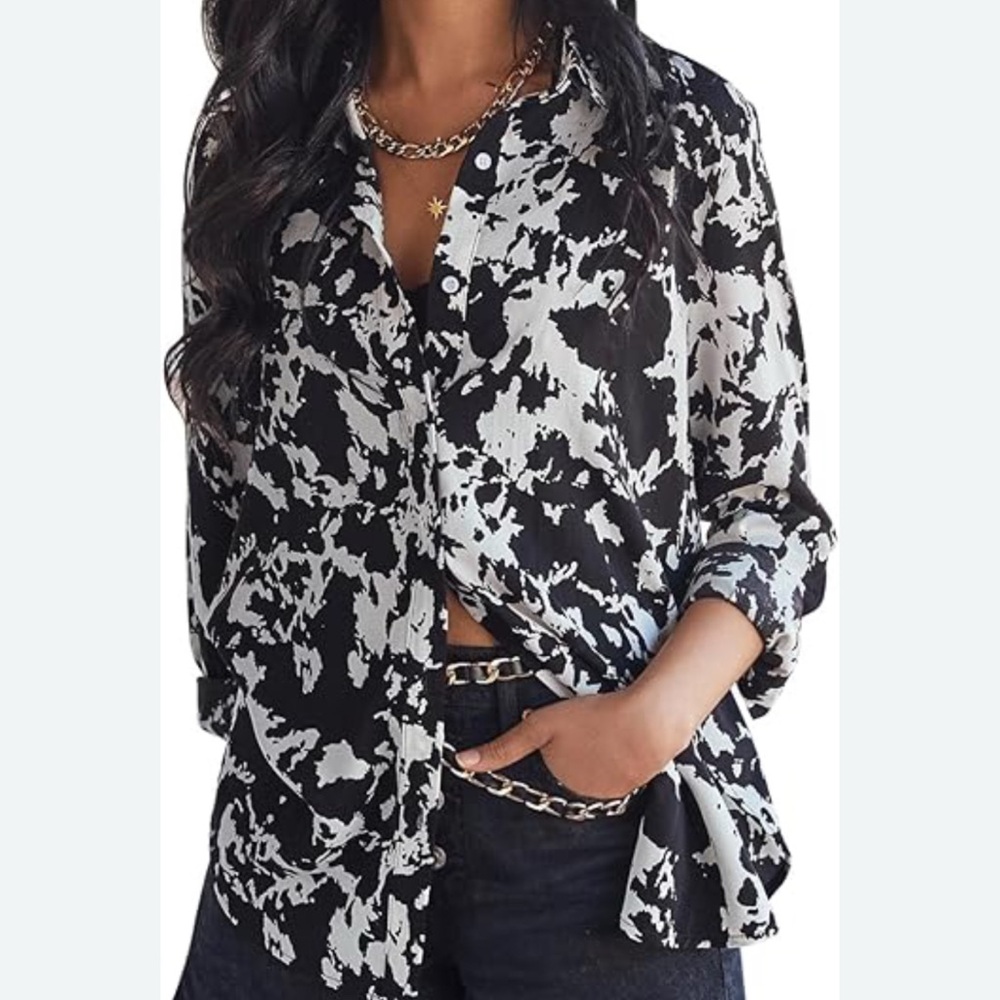 New York & Company Black and White Graphic Button Down Shirt